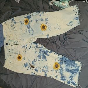 Amethyst custom capris